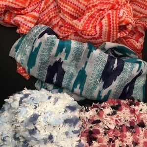 Scarves/Wraps